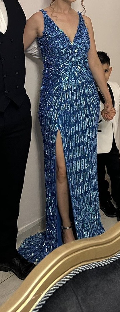 El işlemeli abiye El işlemeli abiye