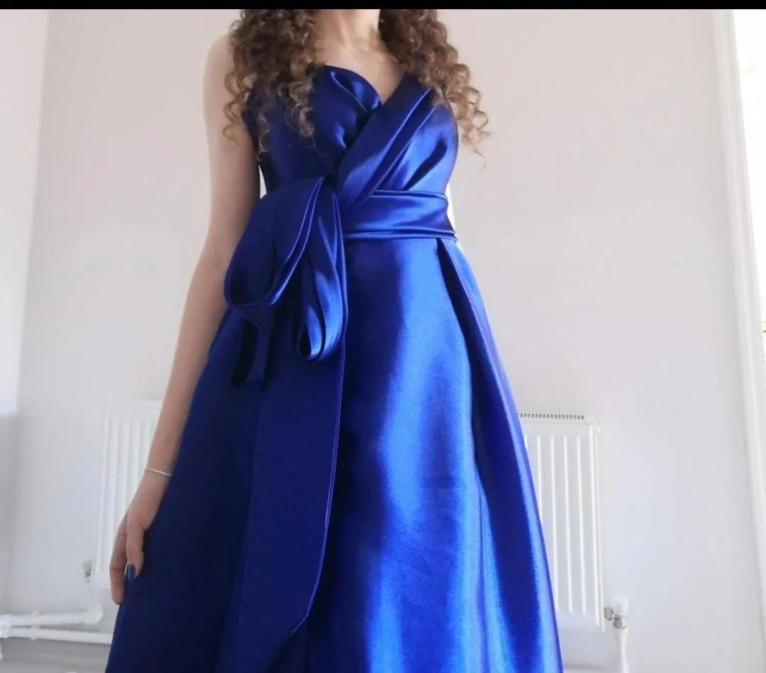 Gece elbisesi Gece elbisesi