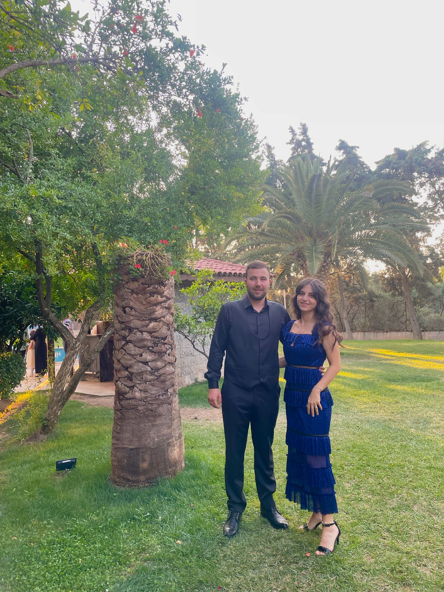 Lacivert gece elbisesi Lacivert gece elbisesi