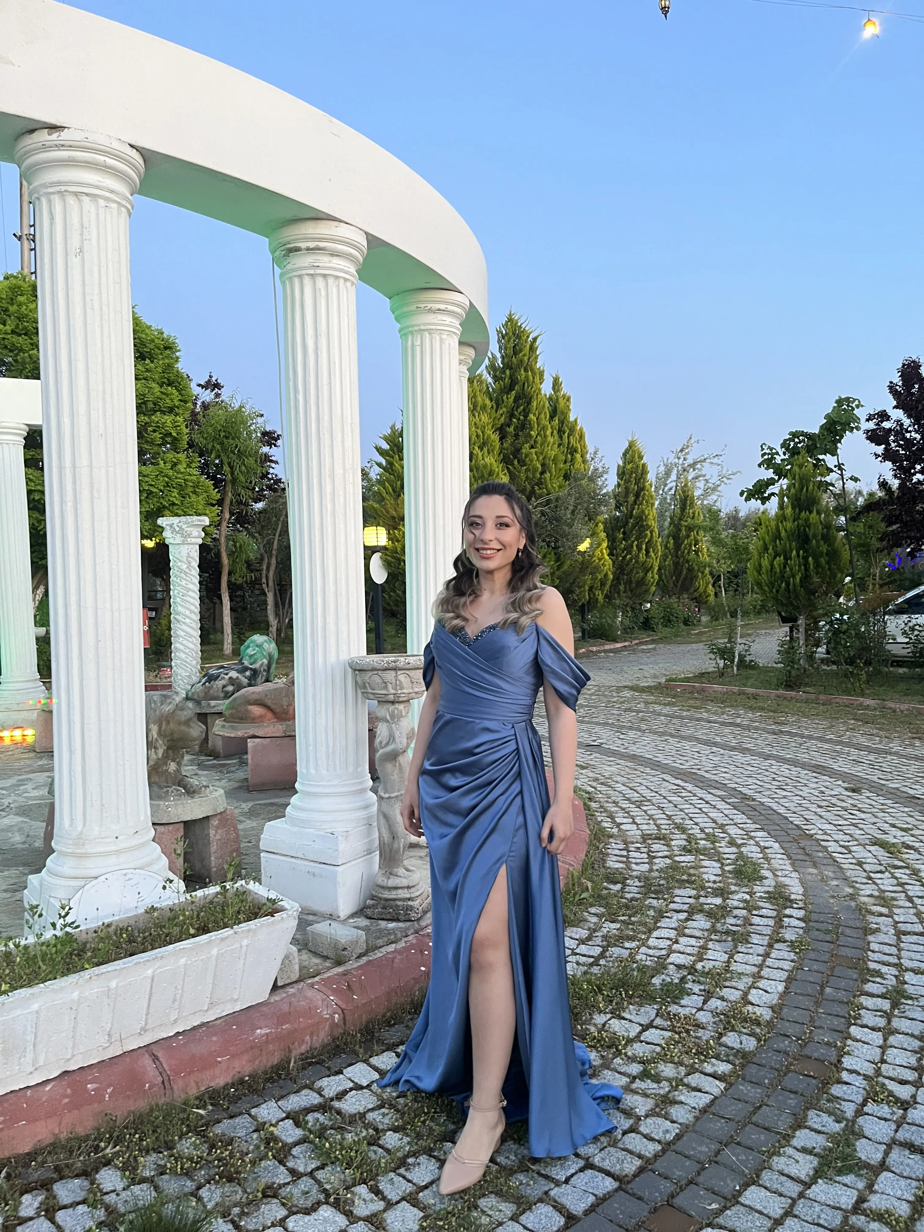 Mavi abiye Mavi abiye