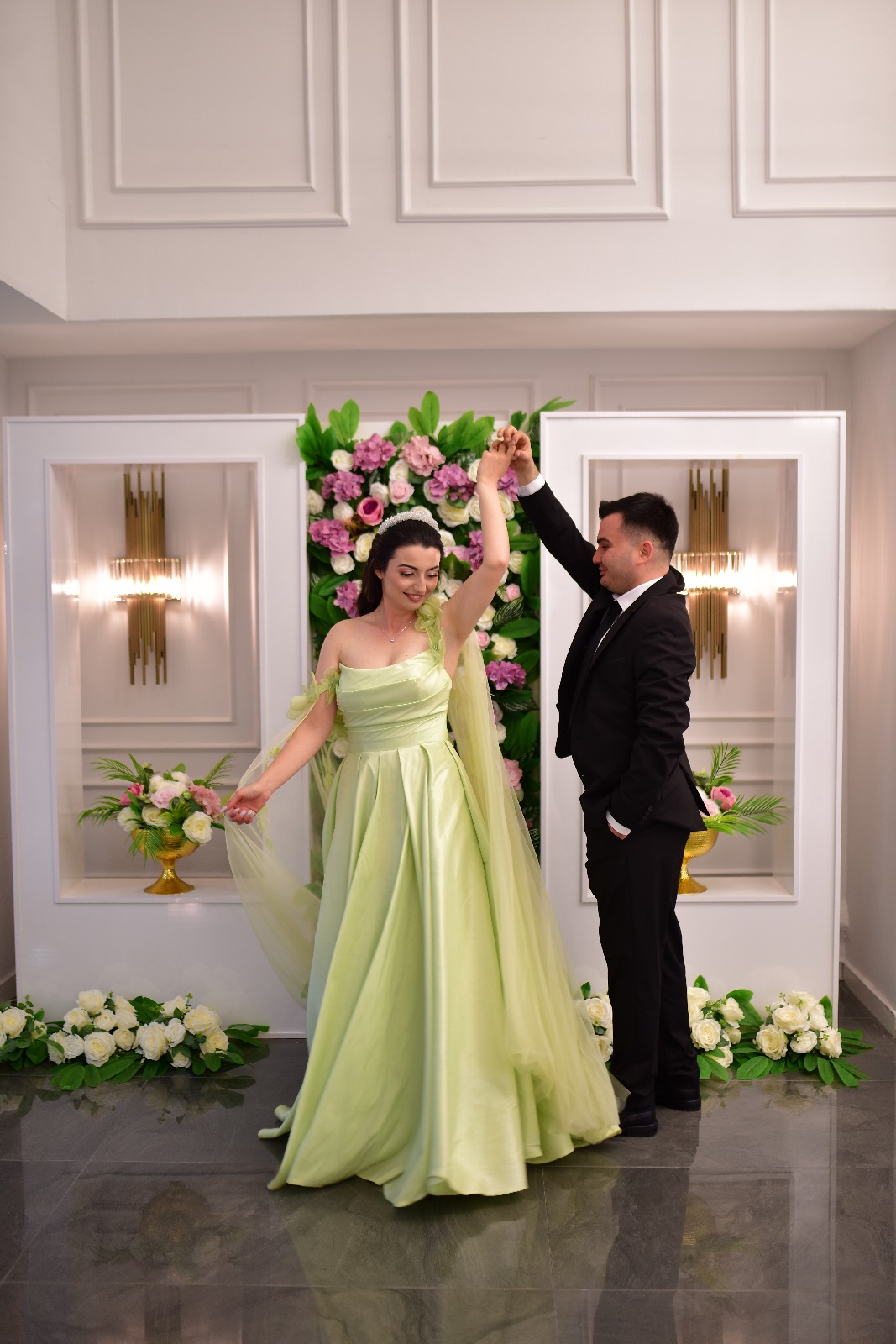 GECE ELBİSESİ GECE ELBİSESİ