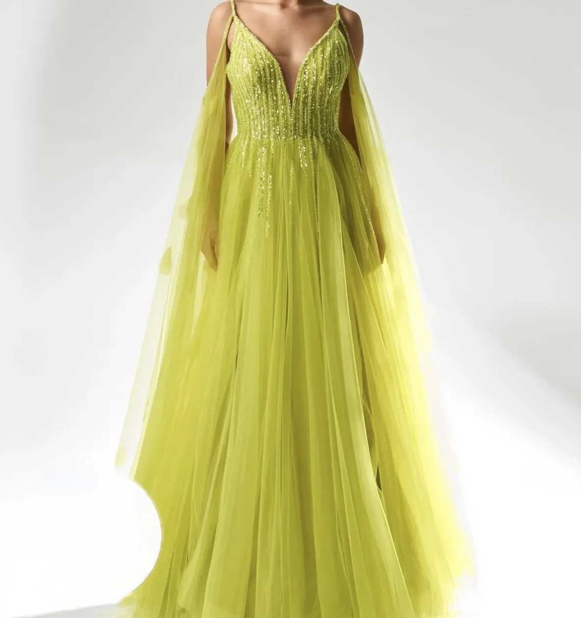 Kolları tül detaylı elbise Kolları tül detaylı elbise