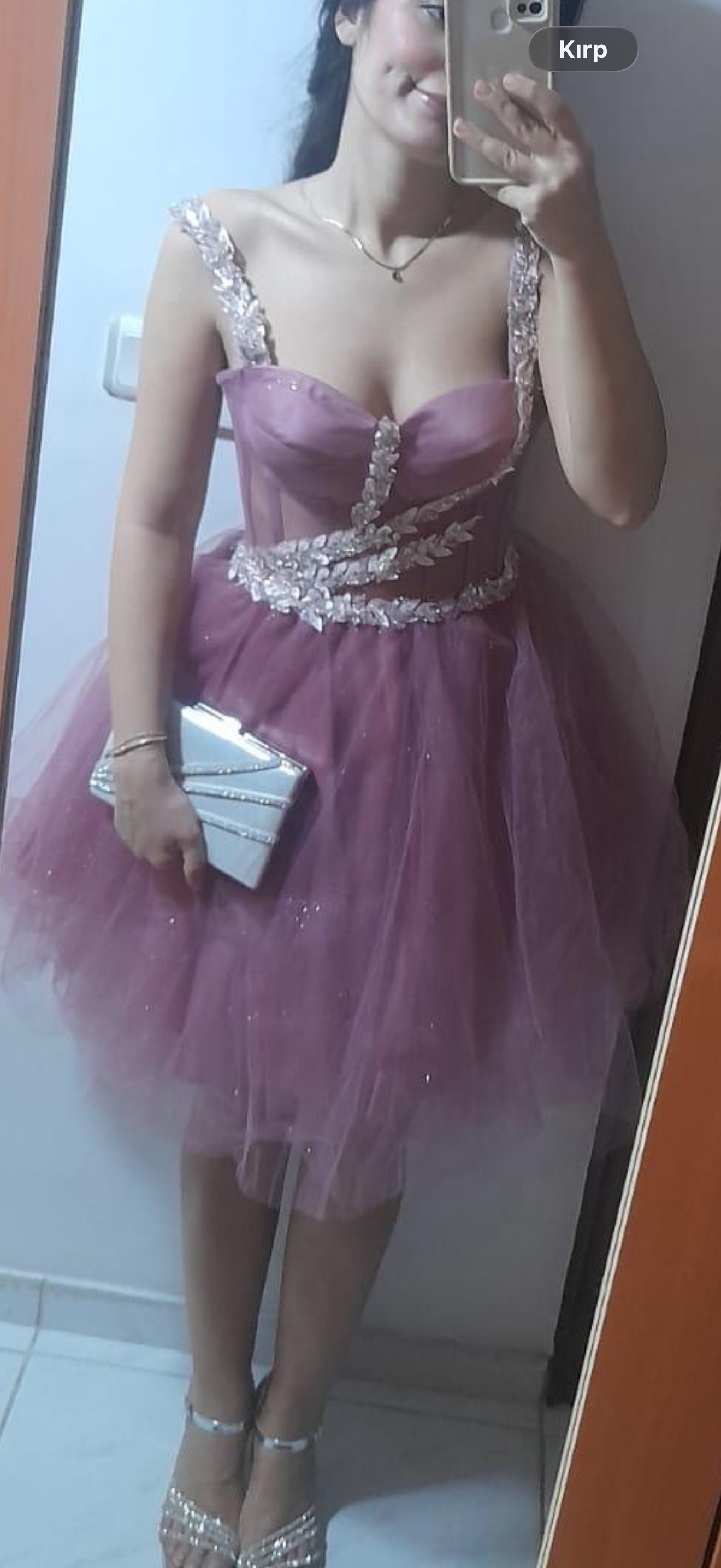 Lenta moda marka askılı istersen düşürüp straplez Lenta moda marka askılı istersen düşürüp straplez