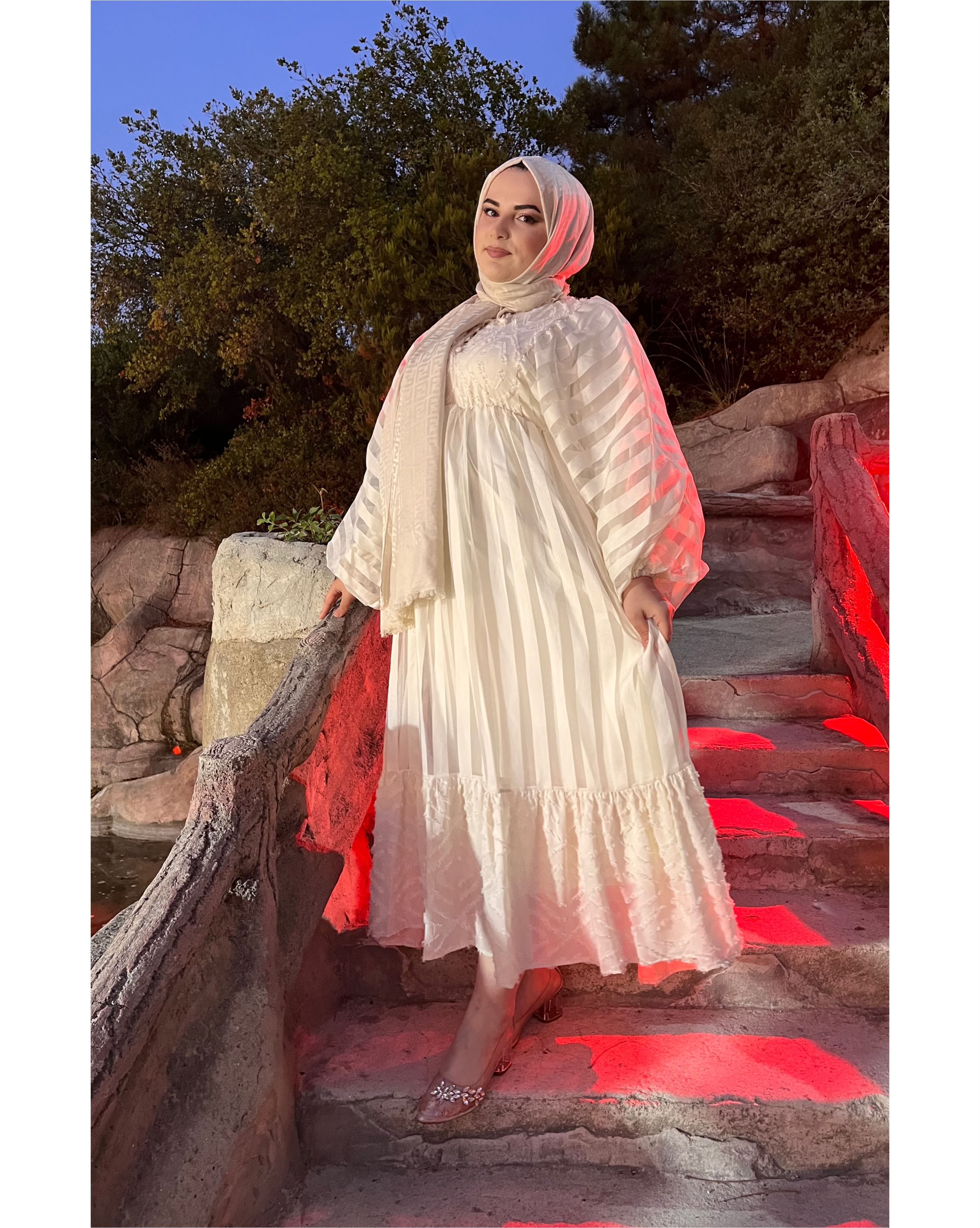 Krem Tesettür Abiye Krem Tesettür Abiye